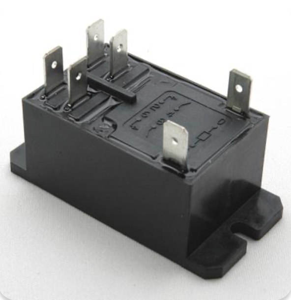 Standard relay used Easy-Fire, eQuad-Pro, Doll, Jupiter, eFL Series, and X2300 & XB2300 Control Panels, it is also used as the Control Relay for X2800-D & XB2800-D, X3200-D & XB3200-D, T2300-D & TB2300-D, and T3400-D & TB3400-D Series DaVinci Kilns and Easy-Load kilns.