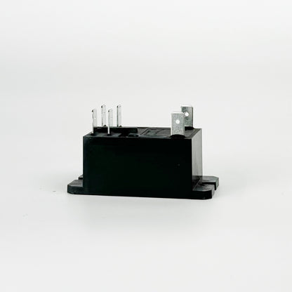 Skutt Kiln Black Relay. Skutt models. 
Skutt KM818, Skutt KM818-3, Skutt KM822, Skutt KM822-3, Skutt KM1018, Skutt KM1018-3, Skutt KM1022, Skutt KM1022-3, Skutt KM1027, Skutt KM 1027-3, Skutt KM 1218, Skutt KM1218-3, Skutt KM1222, Skutt KM1222-3, Skutt KM1227, Skutt KM1231, Skutt KM 1227-3, Skutt KMT 1227-3 PK, Skutt 1231-3 PK, Skutt 1427-3 PK, Skutt KMT-1627-3 PKLF, Skutt KM1627PK.