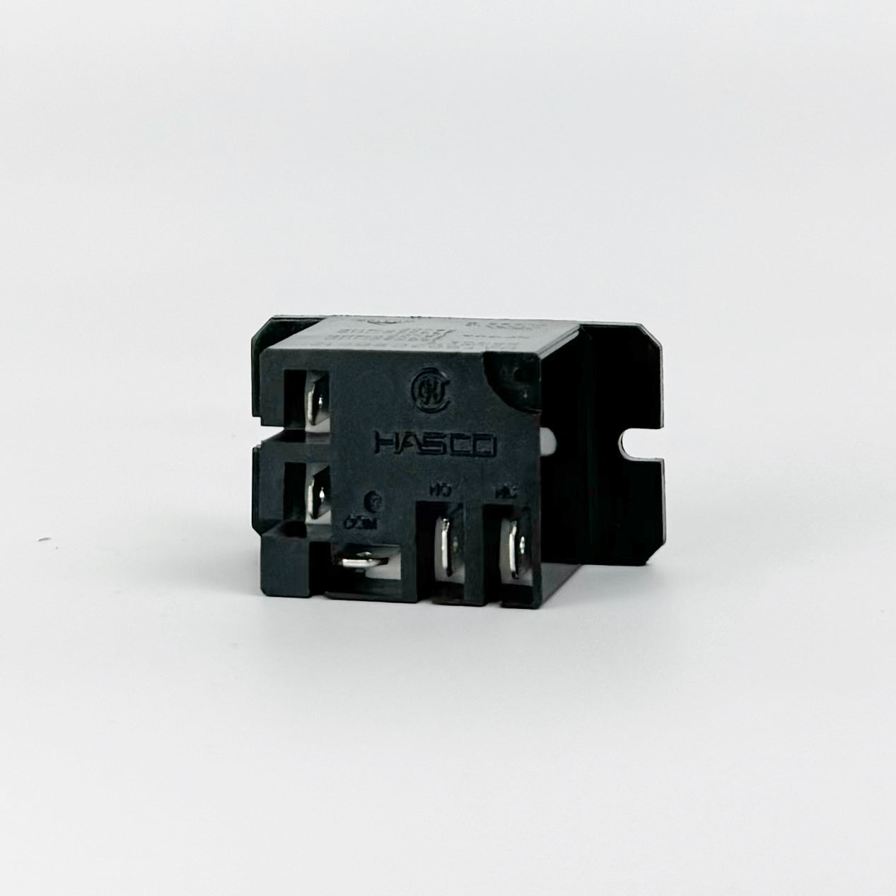 Typically used in older model kilns that have mercury or contractor relays. 